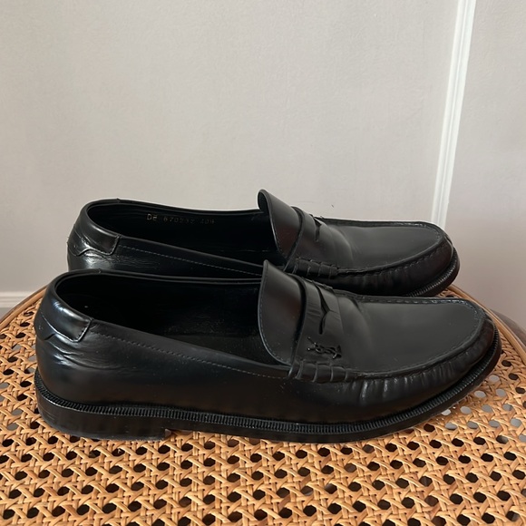Saint Laurent Le Loafer - Picture 4 of 13